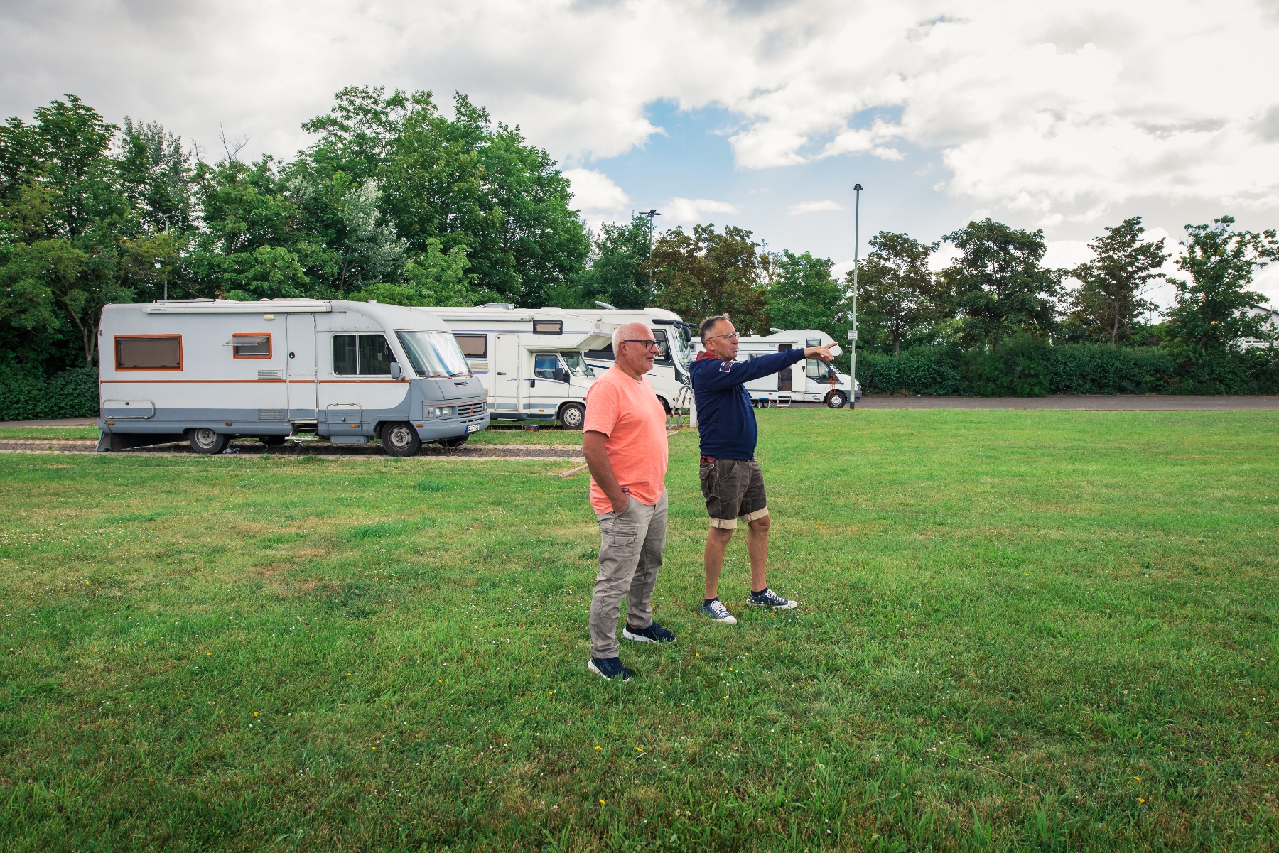 Wohnmobilstellplatz an der Horlofftalhalle Echzell